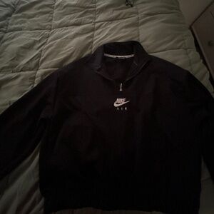 Nike Air 1/4  zip pull over